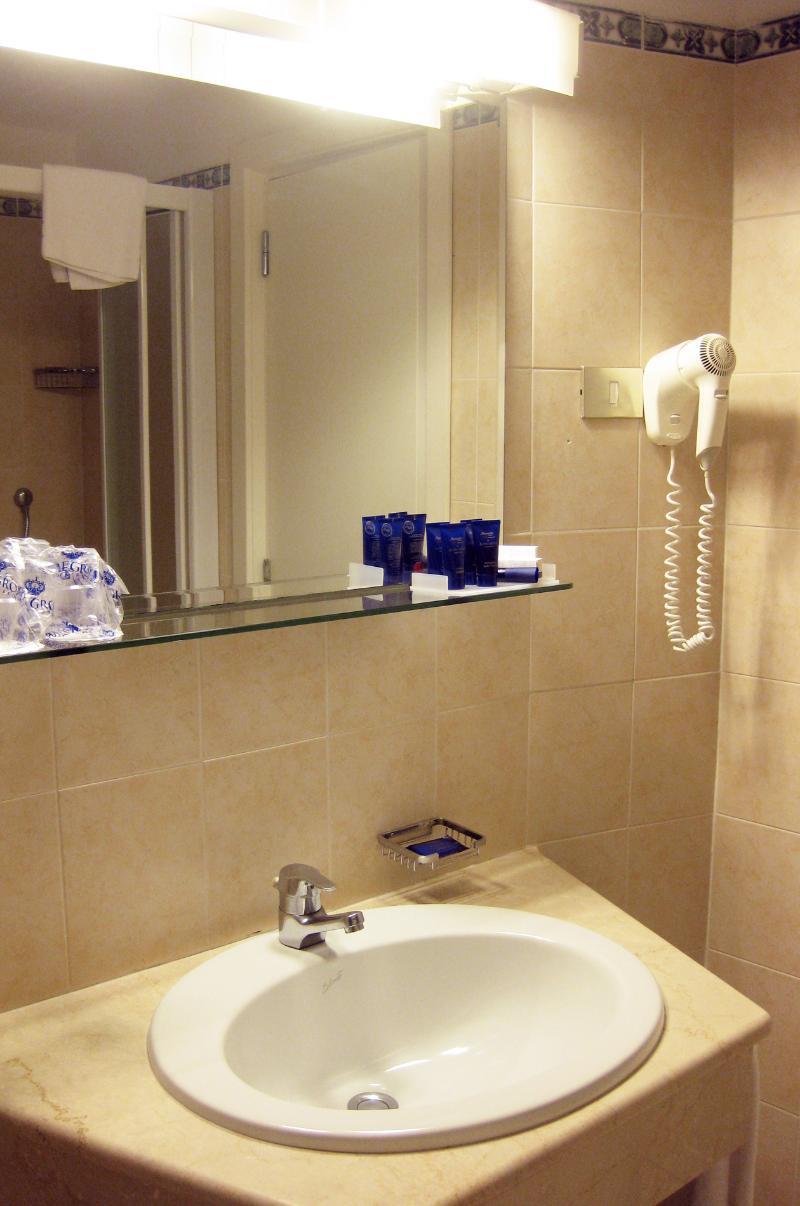 Hotel So' Lifestyle